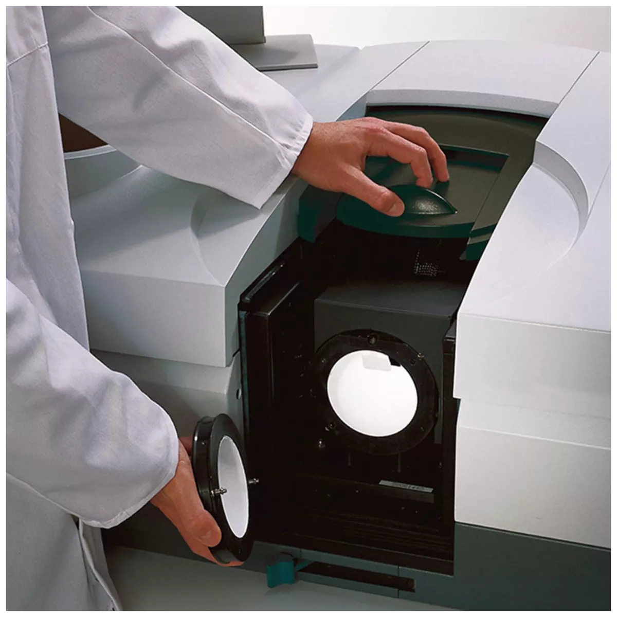 Спектрофотометр Cary 5000, Agilent